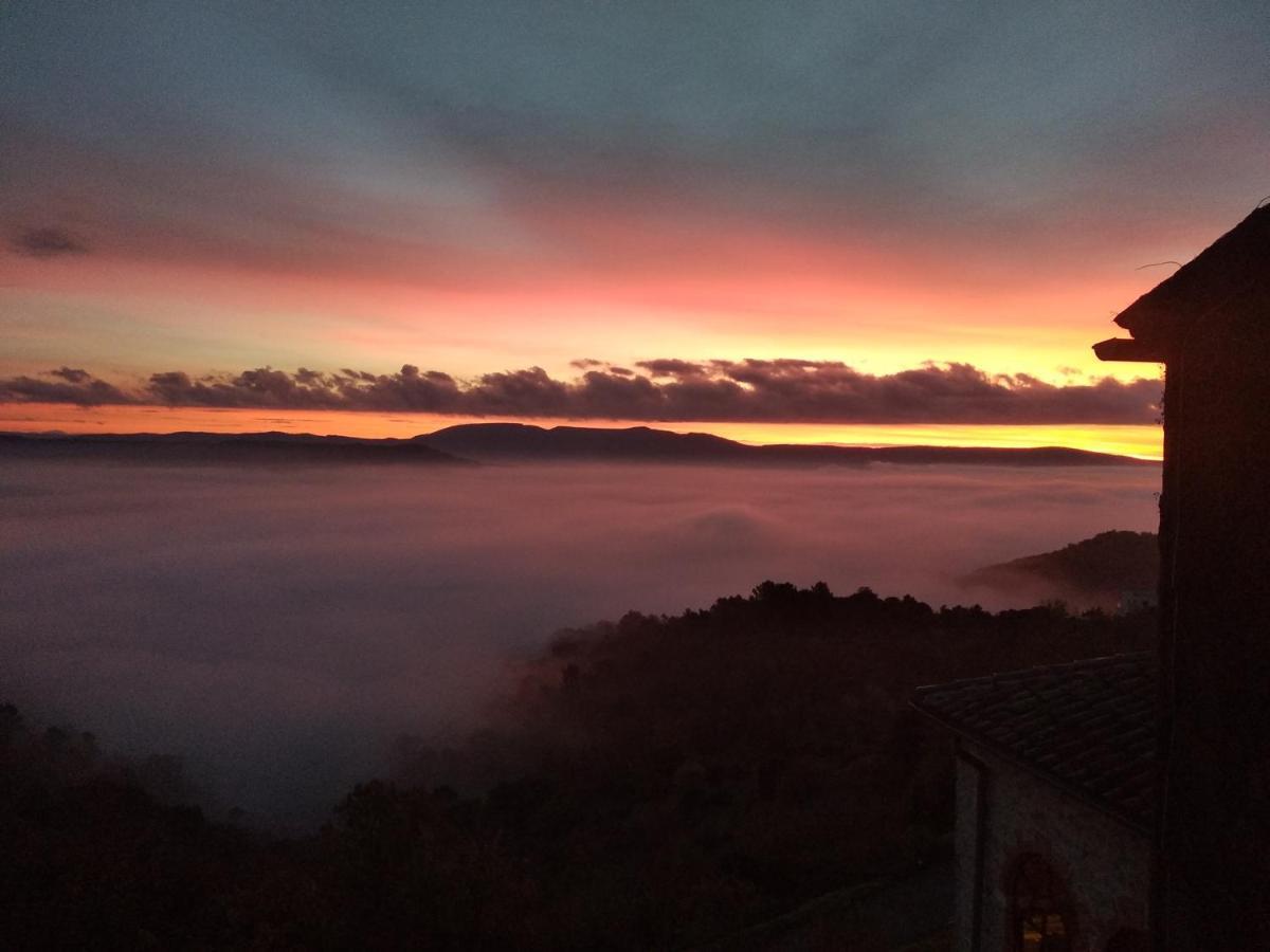 Le Rocher De Sampzon Bagian luar foto
