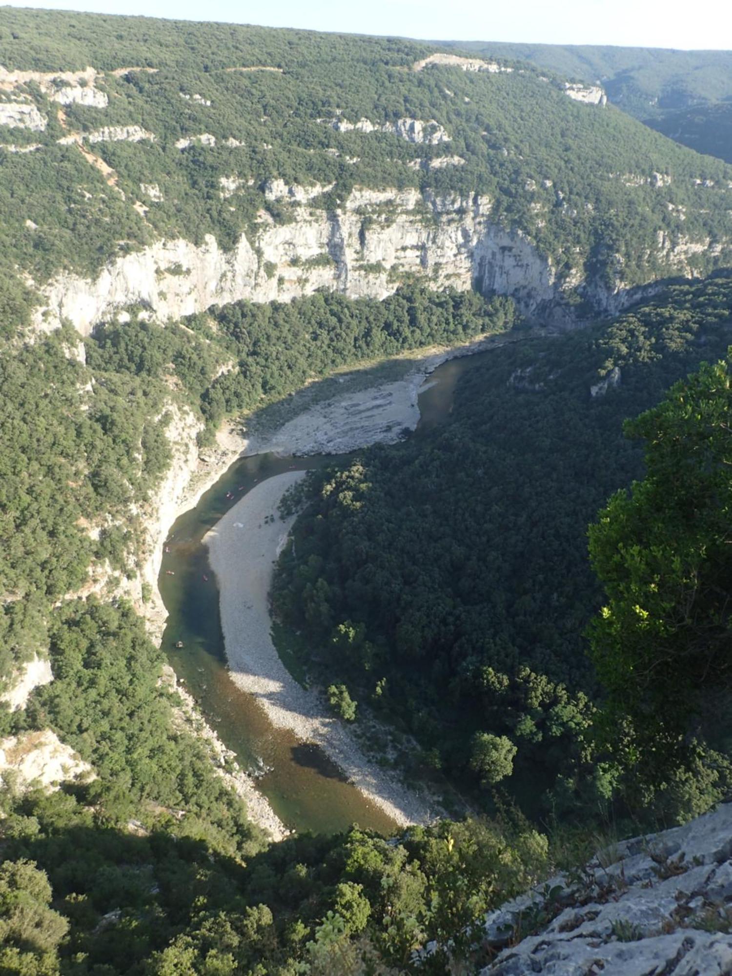 Le Rocher De Sampzon Bagian luar foto